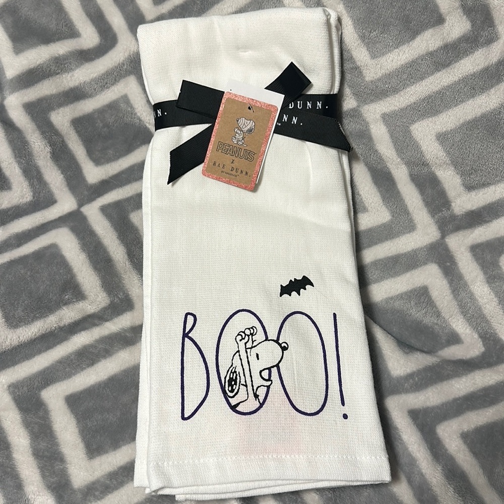 NWT Peanuts and Rae Dunn Snoopy Halloween Kitchen Towels